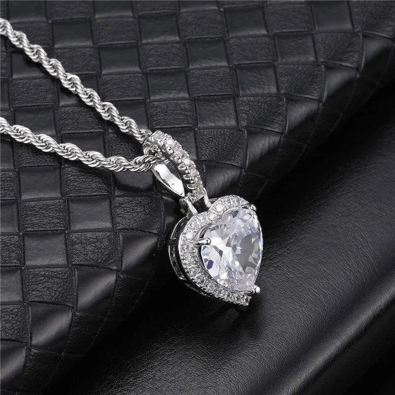 ICED HEART HALO PENDANT – SILVER