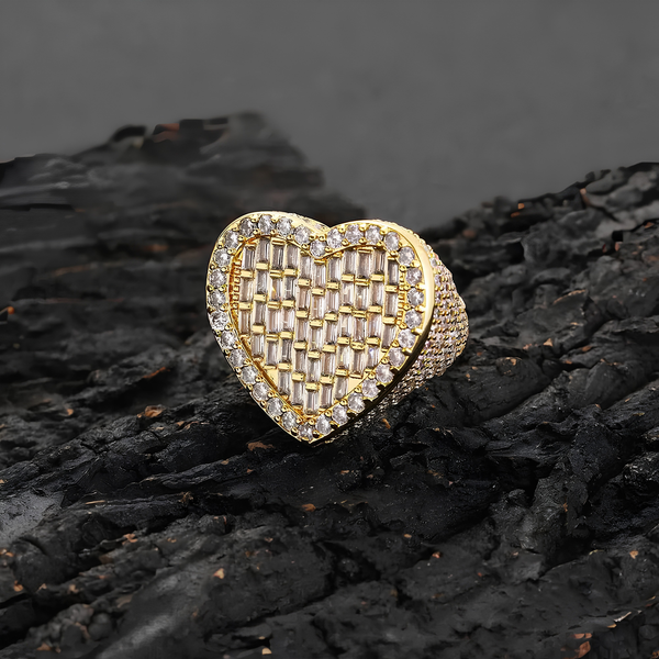 ICED BAGUETTE HEART RING - GOLD